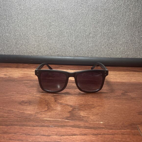 Kenneth Cole Reaction Mens Rectangle Matte Black Sunglass KC1401 - Picture 2 of 7